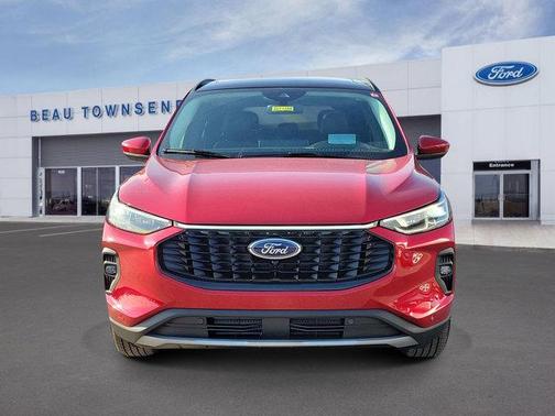 2026 Ford Escape Platinum