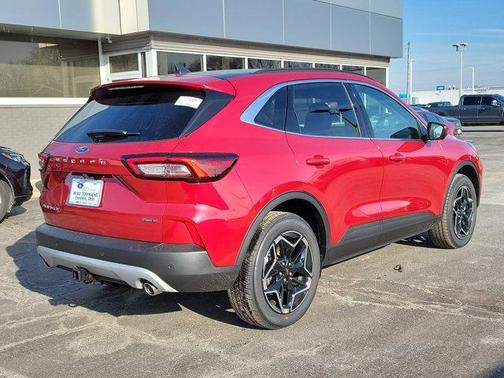 2026 Ford Escape Platinum