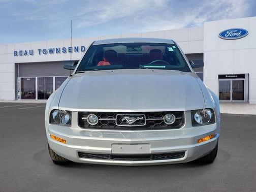 2005 Ford Mustang Premium