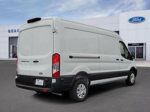2026 Ford Transit-250 148 WB Medium Roof Cargo
