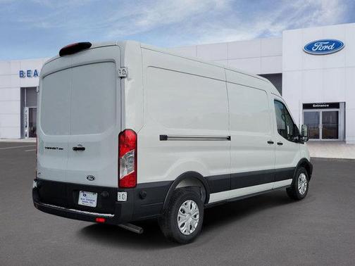 2026 Ford Transit-250 148 WB Medium Roof Cargo