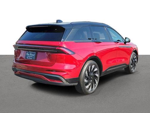 2025 Lincoln Nautilus Reserve