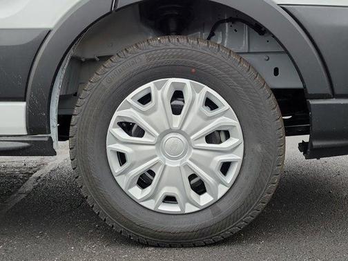 2026 Ford Transit-250 148 WB Medium Roof Cargo