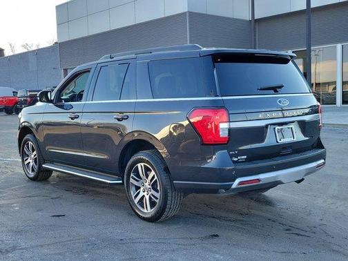 2022 Ford Expedition XLT