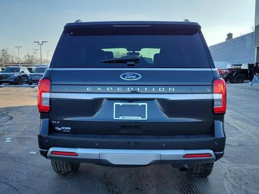 2022 Ford Expedition XLT