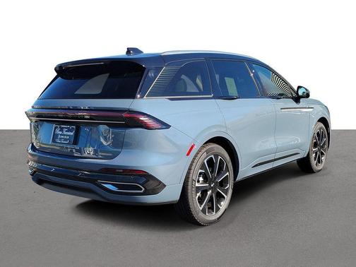 2025 Lincoln Nautilus Reserve