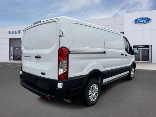 2024 Ford Transit-250 