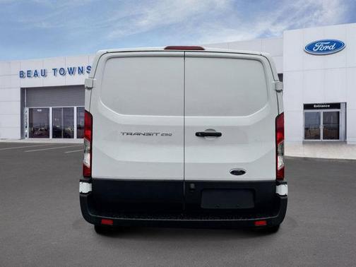 2024 Ford Transit-250 