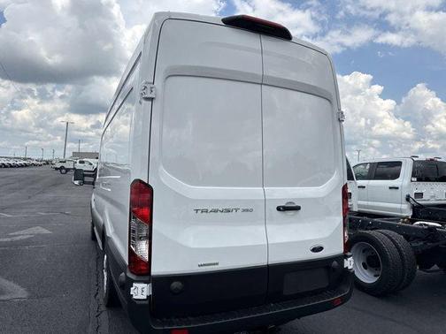 2025 Ford Transit-350 Base