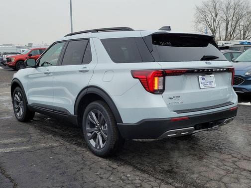 2026 Ford Explorer 