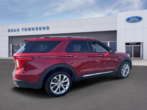 2022 Ford Explorer Platinum