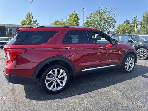 2022 Ford Explorer Platinum