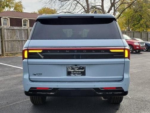 2025 Lincoln Navigator L Reserve