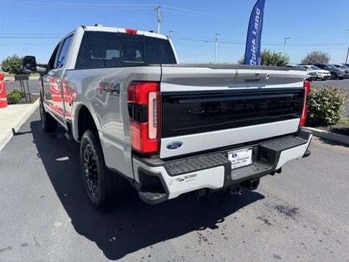 2026 Ford F-350 Platinum