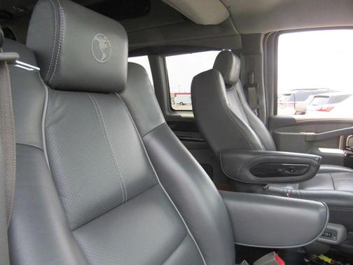 2018 GMC Savana 2500 Work Van