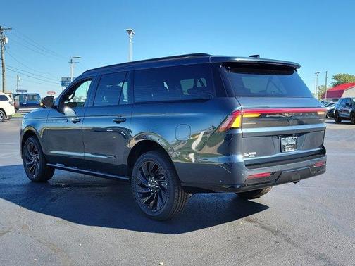 2025 Lincoln Navigator L Reserve