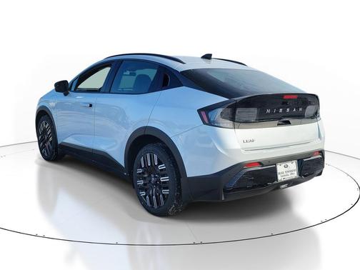 2026 Nissan Leaf PLAT+