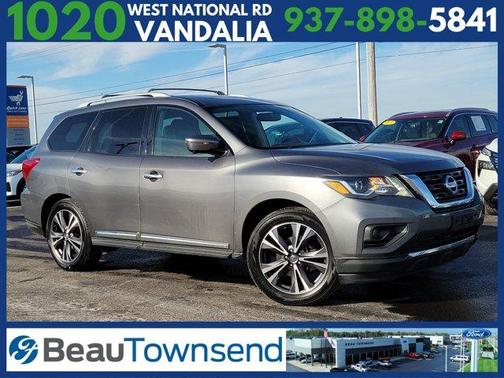 2017 Nissan Pathfinder Platinum