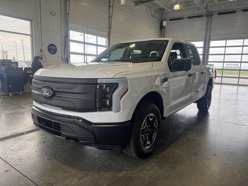 2024 Ford F-150 Lightning Pro