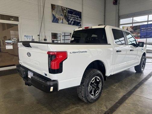 2024 Ford F-150 Lightning Pro