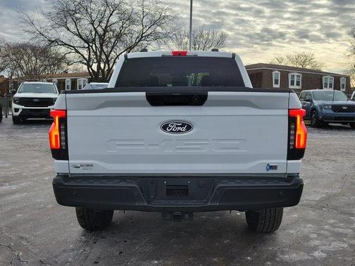 2024 Ford F-150 Lightning Pro