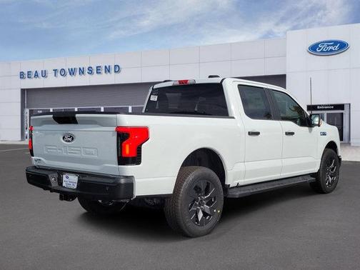 2025 Ford F-150 Lightning Pro