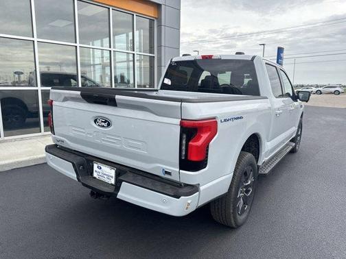 2025 Ford F-150 Lightning Flash