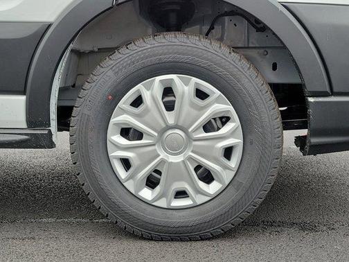 2026 Ford Transit-250 148 WB Medium Roof Cargo
