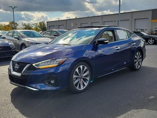 2023 Nissan Maxima Platinum