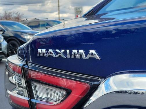 2023 Nissan Maxima Platinum