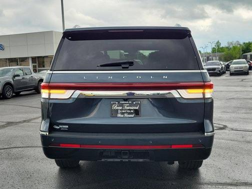 Blue Metallic 2022 Lincoln Navigator L Reserve
