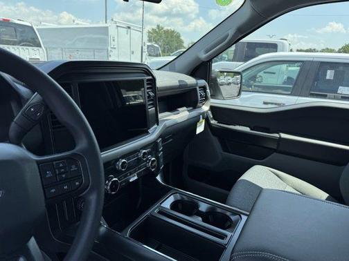 2025 Ford F-150 XL Hybrid