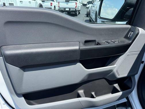 2025 Ford F-150 XL Hybrid