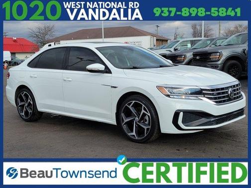 2021 Volkswagen Passat 2.0T R-Line