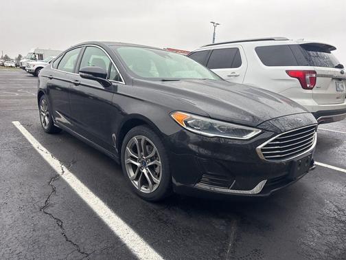 2019 Ford Fusion SEL