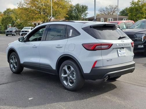 2026 Ford Escape ST-Line Select