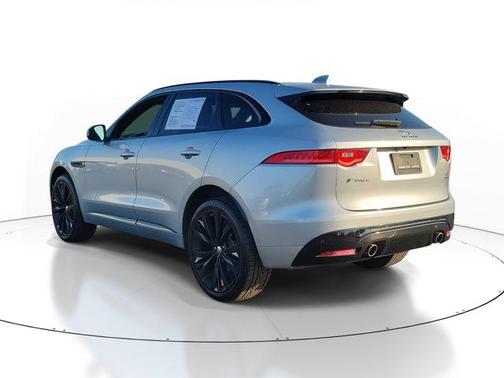 2018 Jaguar F-PACE S