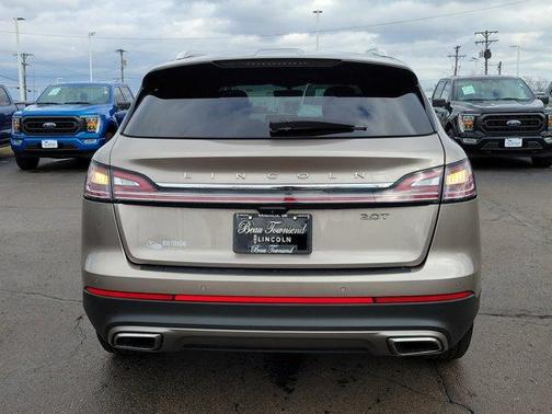 2020 Lincoln Nautilus Standard