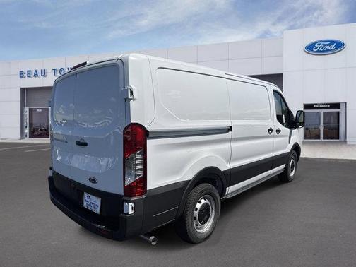 2025 Ford Transit-150 
