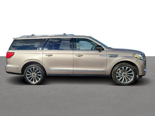 2020 Lincoln Navigator L Reserve