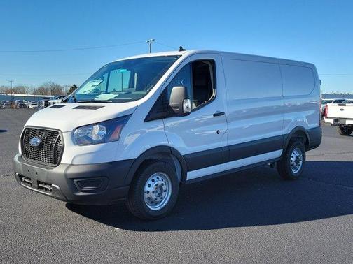 2025 Ford Transit-250 