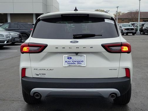 2026 Ford Escape Platinum