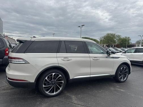 2022 Lincoln Aviator Reserve AWD