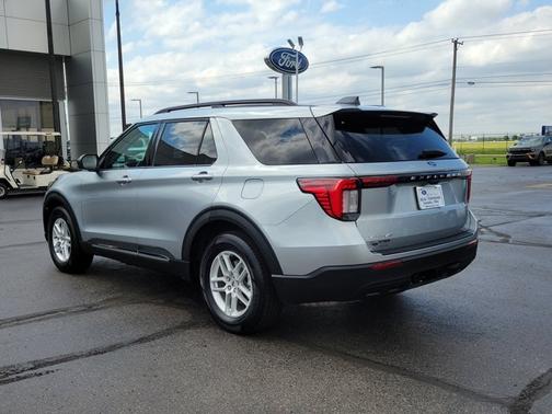 ICONIC SILVER METALLIC 2025 Ford Explorer ACTIVE