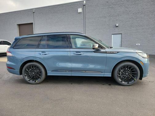 2026 Lincoln Aviator Reserve AWD