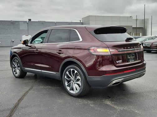2022 Lincoln Nautilus Reserve