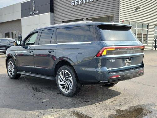 2026 Lincoln Navigator L Premiere