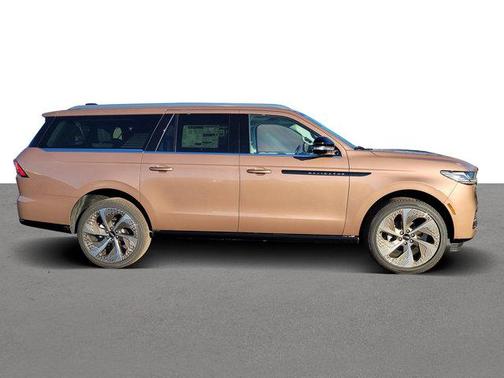 2026 Lincoln Navigator L Black Label