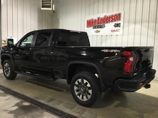 2022 Chevrolet Silverado 2500 Custom