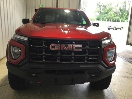 2024 GMC Canyon AT4X